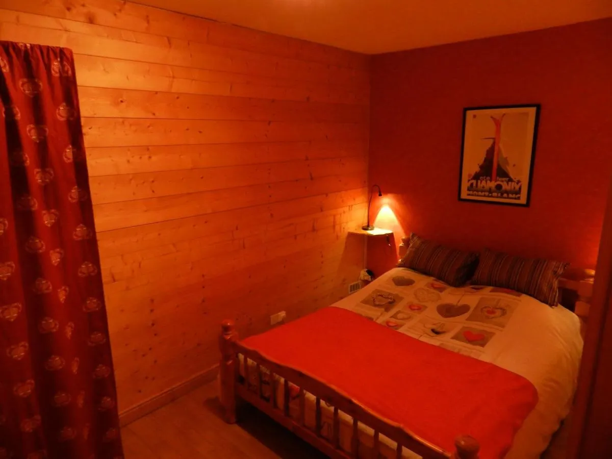 Chalet Woody Wood Villa La Tania 0*,